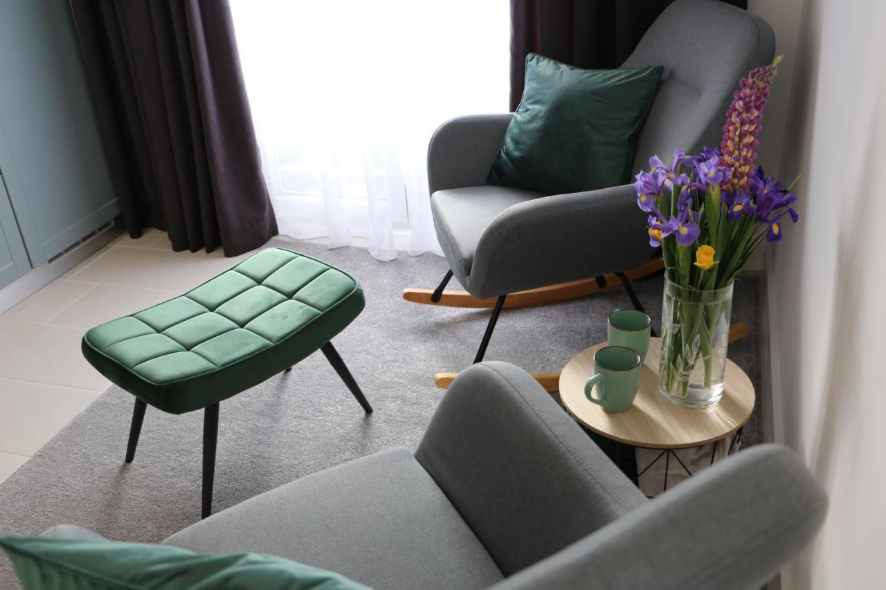 Flora Studio Apartments Кореница Екстер'єр фото
