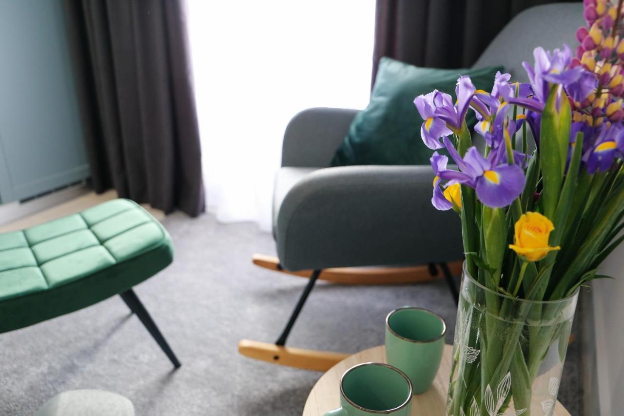 Flora Studio Apartments Кореница Екстер'єр фото
